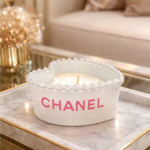 CHANEL White and Pink Heart Candle